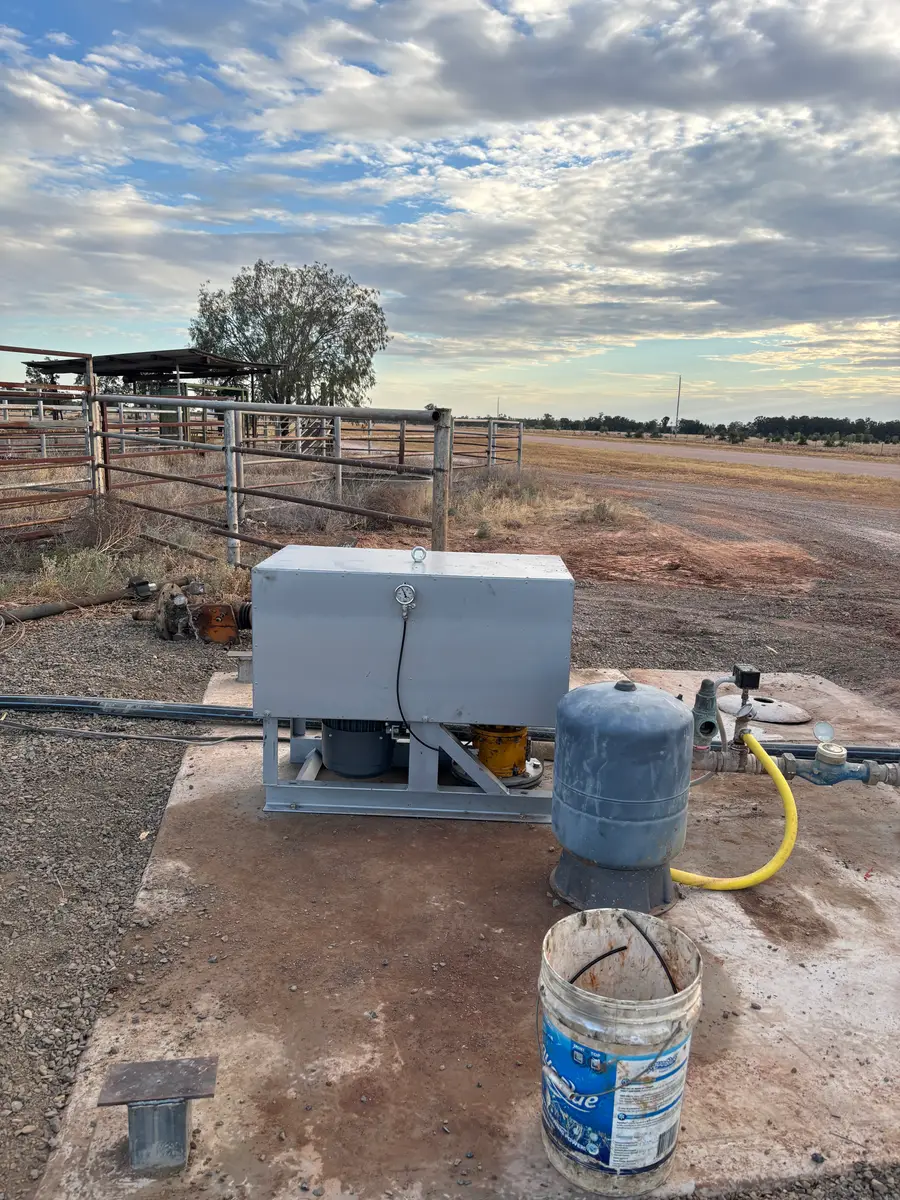 Pump install — feedlot